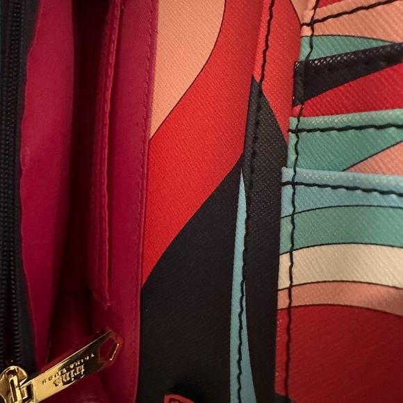 Trina Turk Multicolor 60’s theme Women's Cross-Body Bag - Picture 3 of 5